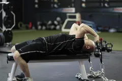 Extension triceps avec chaîne