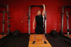 Squat overhead un bras kettlebell