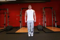 Élévations mollets avec élastiques
