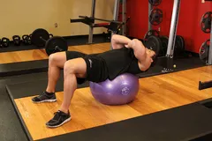 Crunch sur swiss ball